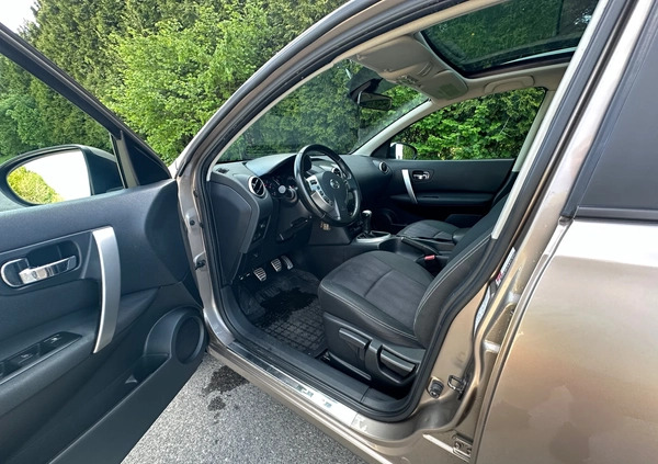 Nissan Qashqai cena 38500 przebieg: 173240, rok produkcji 2012 z Katowice małe 326